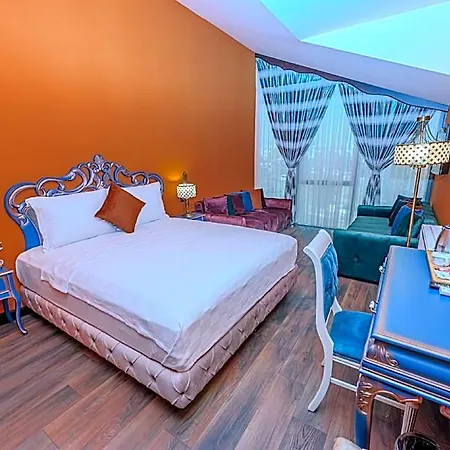 Hotel Tok Epik